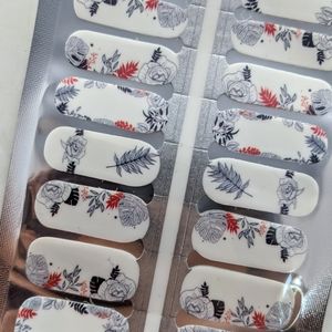 5 for $20 Nail Wrap - A Winter's Wreath